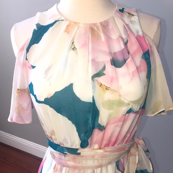 Calvin Klein Dresses & Skirts - CALVIN KELIN BEAUTIFUL DRESS